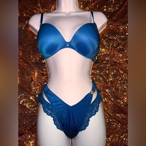 Victoria’s Secret Royal Blue set! 34B panties Brazilian style size (M)